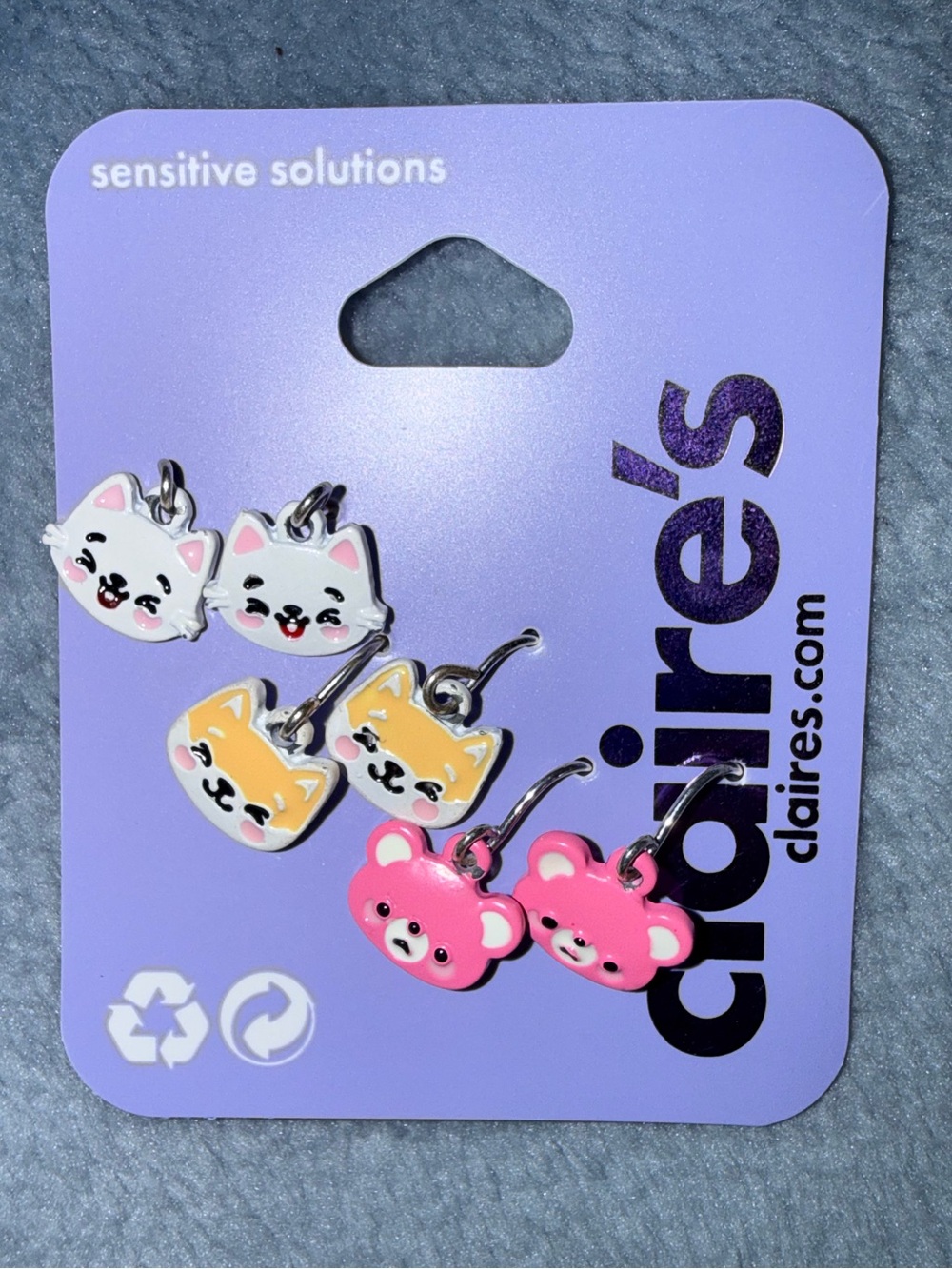 🌟NWT~Claire’s Sensitive Solutions Earrings